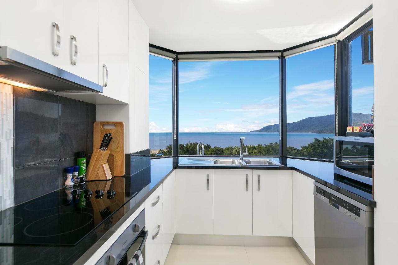 Cairns Luxury Seafront Apartment ภายนอก รูปภาพ