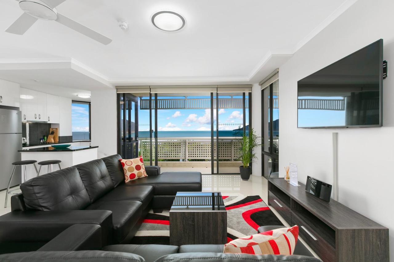Cairns Luxury Seafront Apartment ภายนอก รูปภาพ